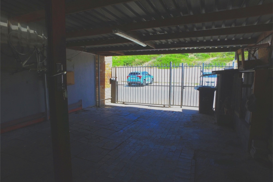 2 Bedroom Property for Sale in Westridge Western Cape